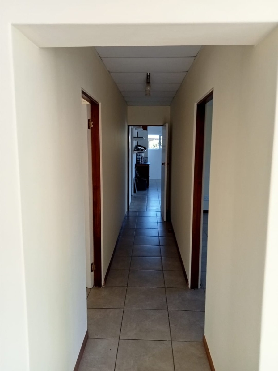 To Let 3 Bedroom Property for Rent in Denneoord Western Cape